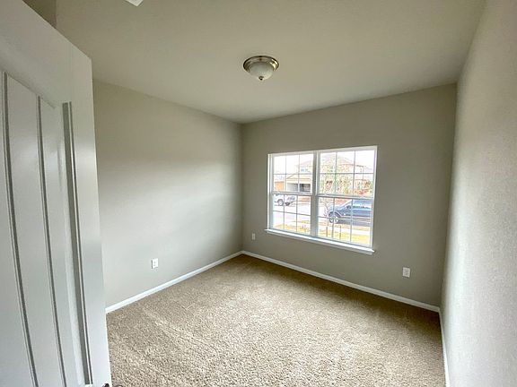 4th image of 6713 Ranchito Dr