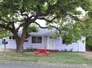 860 W North St, Springfield, OR 97477