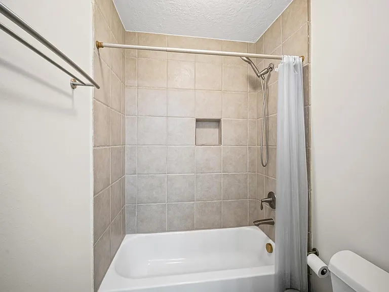 14227 Flower Creek Ln — Photo 17