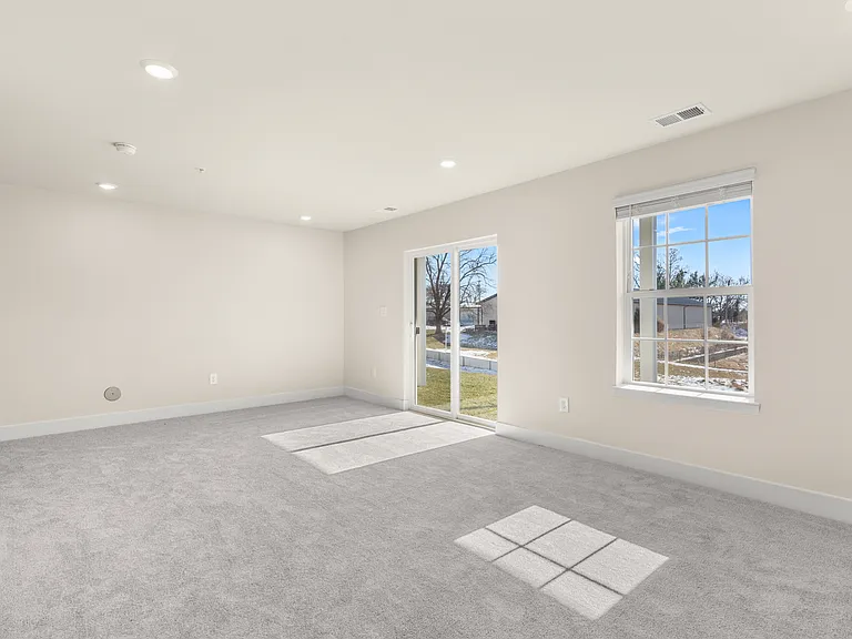 231 Birdie Ct — Photo 35