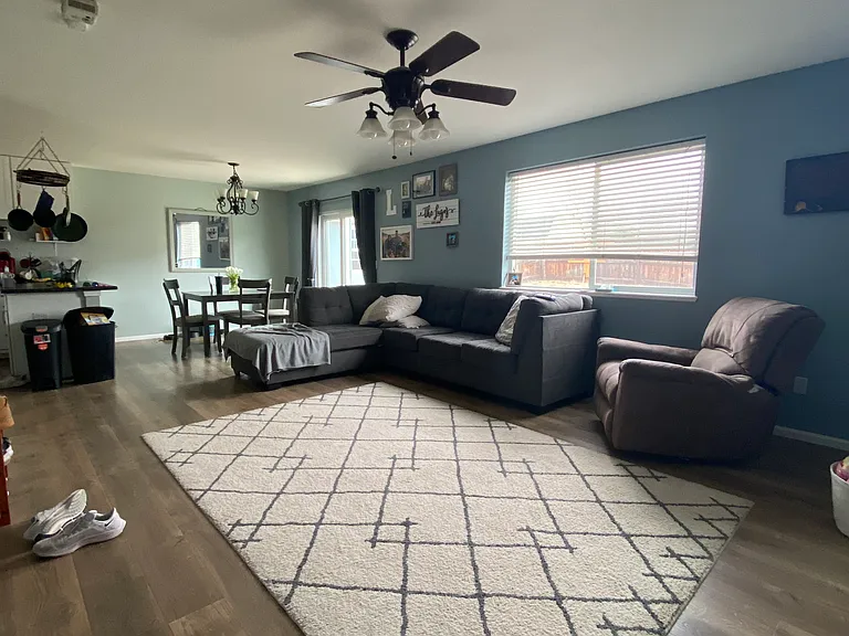 1110 Lords Hill Dr — Photo 16