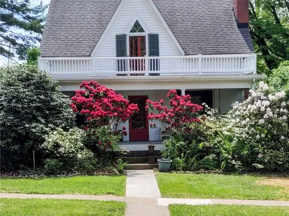 6846 Wakefield Rd, Hiram, OH 44234