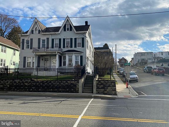 2nd image of 19 Center Ave