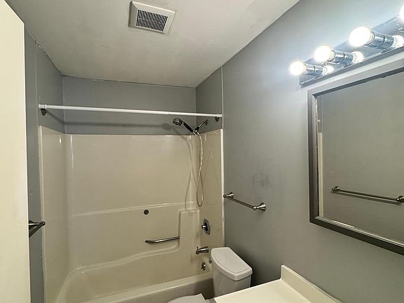 5th image of 3608 10th Ln NW APT 1