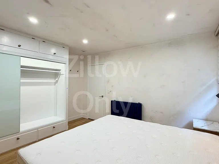 Bedroom 2 - Lighted Closet