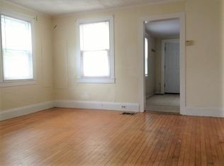 27 Middle St #1, Orono, ME 04473
