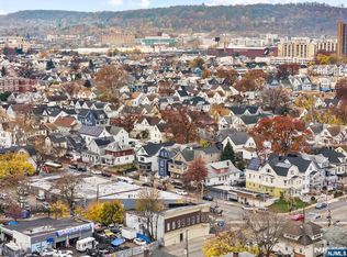 160 17th Ave, Paterson, NJ 07504