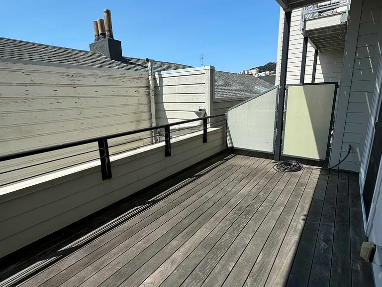 493 Haight St #208 — Photo 8
