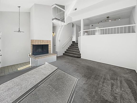 2nd image of 3312 Caminito Eastbluff Unit 133