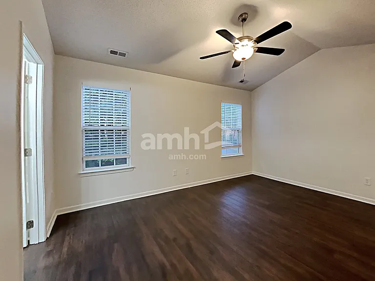 13929 Hatton Cross Dr — Photo 10