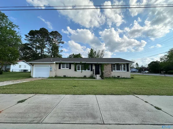 232 Main St, Moulton, AL 35650