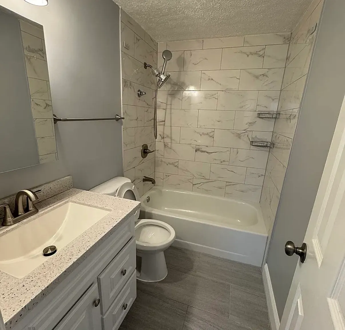 2 bed, 1200 sqft, $2,375 — Photo 3