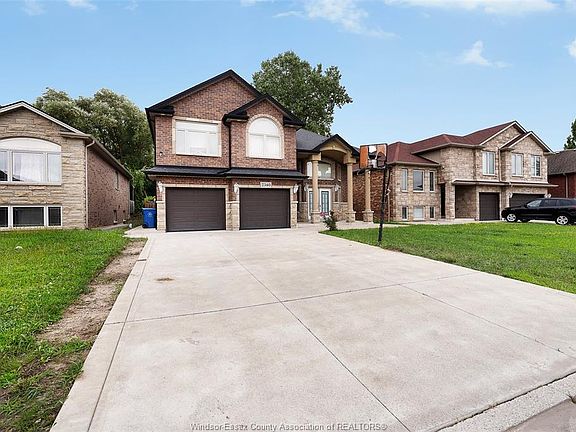 3rd image of 2340 Rankin Ave