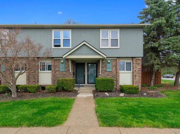 369 Clark St, Saline, MI 48176