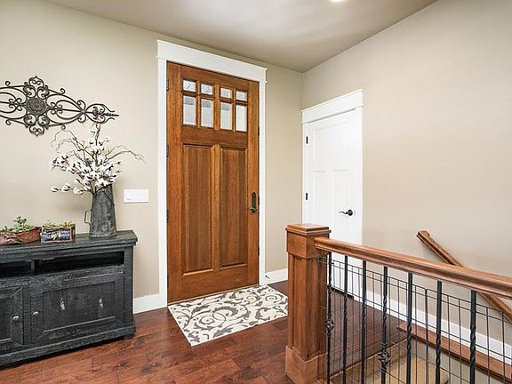 2nd image of 6060 Jewel Ln