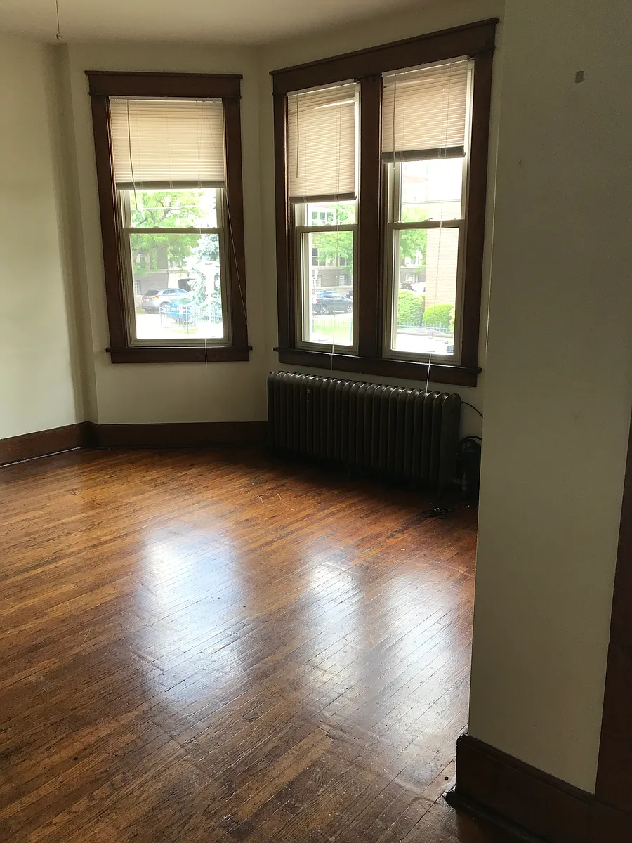 Building Photo - 732 Summerlea St #1