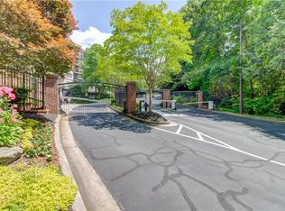 2511 River Green Dr NW #2511, Atlanta, GA 30327