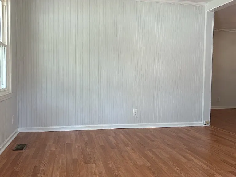 104 Elizabeth Dr — Photo 3