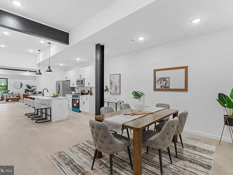 Atlas Lofts — Photo 2