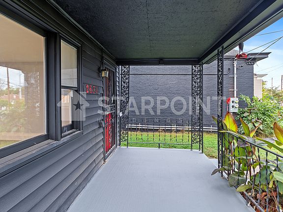 3rd image of 2631 Northwestern Pkwy