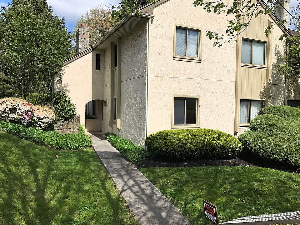 Front view - lower level