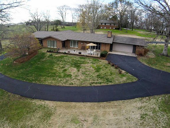 2nd image of 501 Westwood Dr