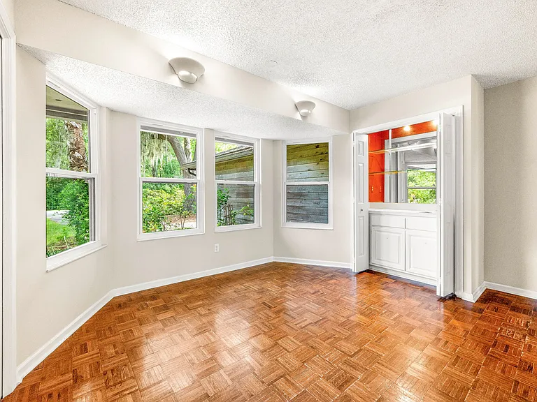 119 Palm Valley Woods Dr — Photo 15