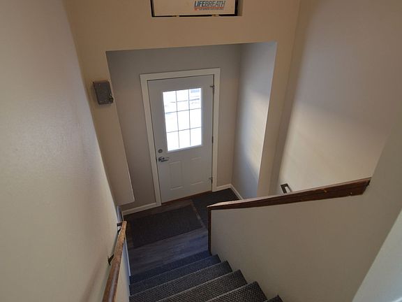 5th image of 107 Cottonwood St #6