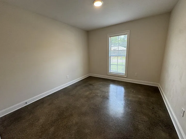 224 Hemingway Cir — Photo 9