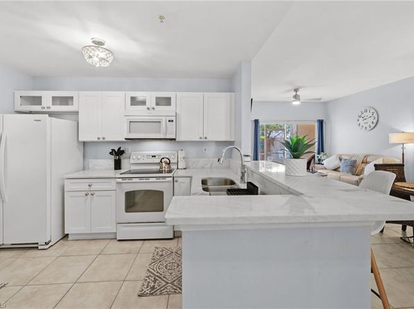 15393 Bellamar Cir APT 512