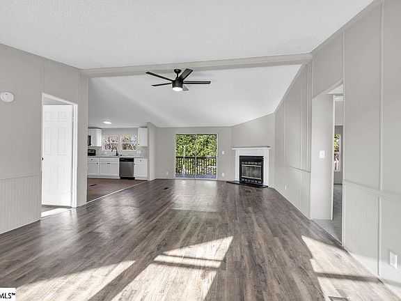 4th image of 4 Riverbreeze Rd