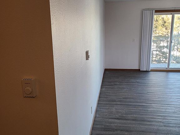 2nd image of 2610 Country Club Pkwy #10