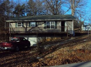 960 Lakeview Dr, Somerset, KY 42503