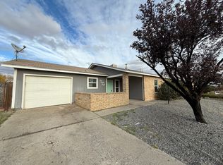 488 Stallion Rd SE, Rio Rancho, NM 87124