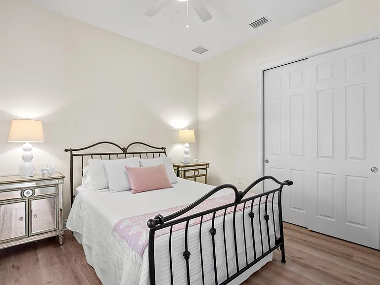 11518 Giulia Dr — Photo 11