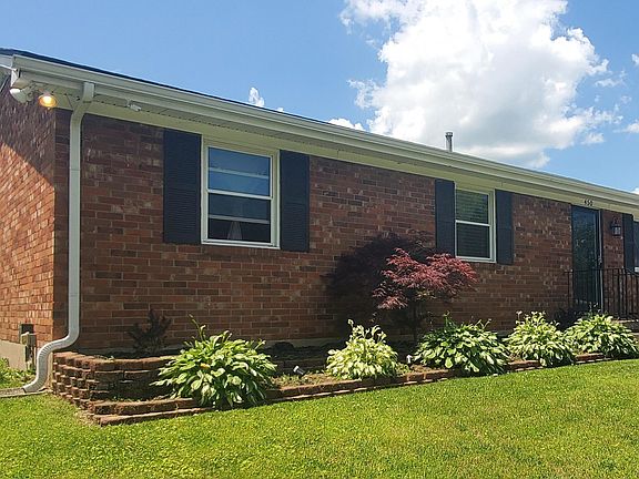 2nd image of 450 Potomac Dr