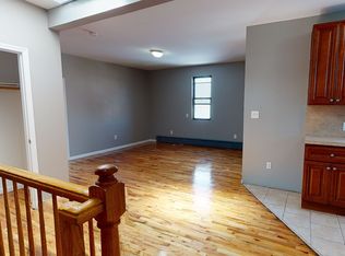 27 Port Richmond Ave #2, Staten Island, NY 10302