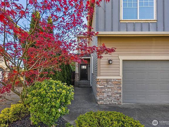 4th image of 17401 93rd Avenue Ct E