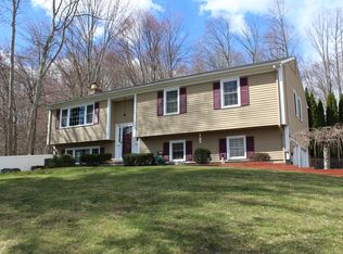 155 Swendsen Dr, Monroe, CT 06468