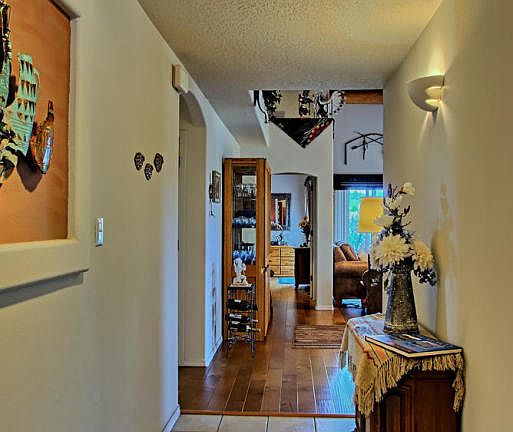 5th image of 4009 Arapahoe Ave NW