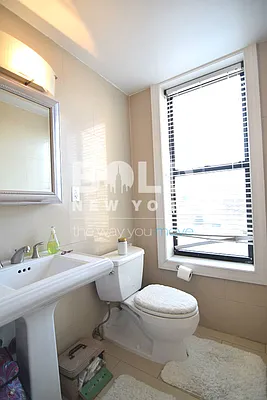 Rented by Bold New York | media 13