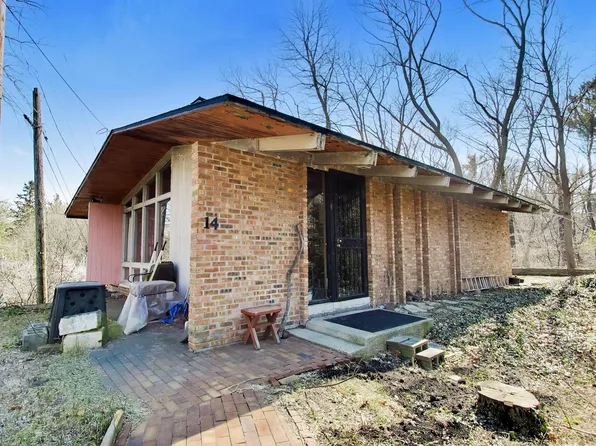 14 Beach Lane Ct, Portage, IN 46368