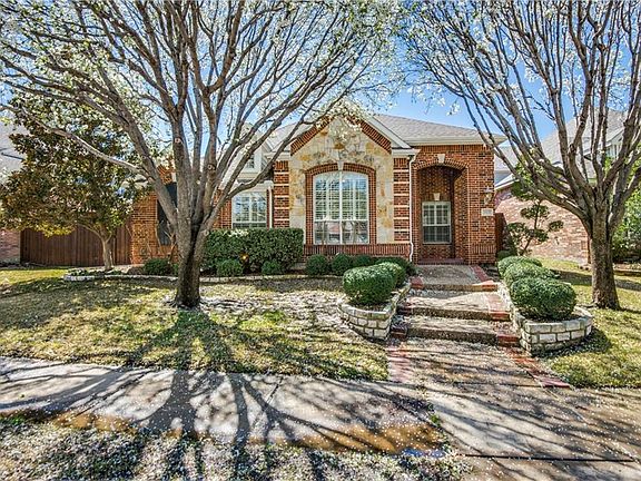 2nd image of 1613 Crosson Dr