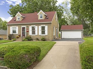 3516 Perry Ave N, Crystal, MN 55422