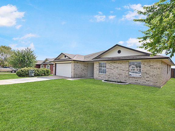 2nd image of 1906 Agate Dr