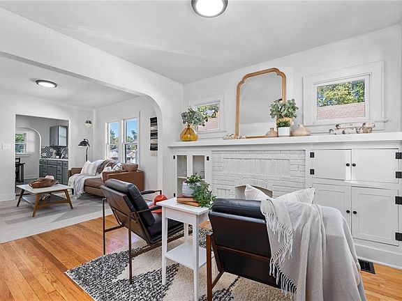 4th image of 3178 Rowland Ave