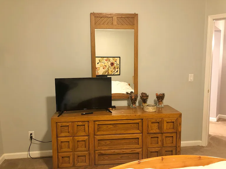 180 Park Creek Dr — Photo 3