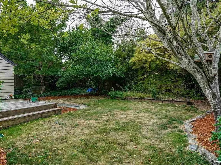 528 NW 17th St — Photo 16