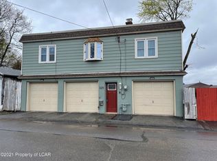 325 E Chapel St, Hazleton, PA 18201