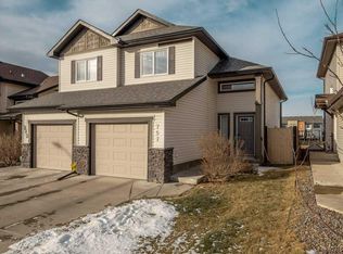 757 S Silkstone Close W, Lethbridge, AB T1J 4B9